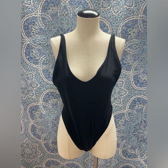 Bathing suit 😎 - Picture 1 of 9